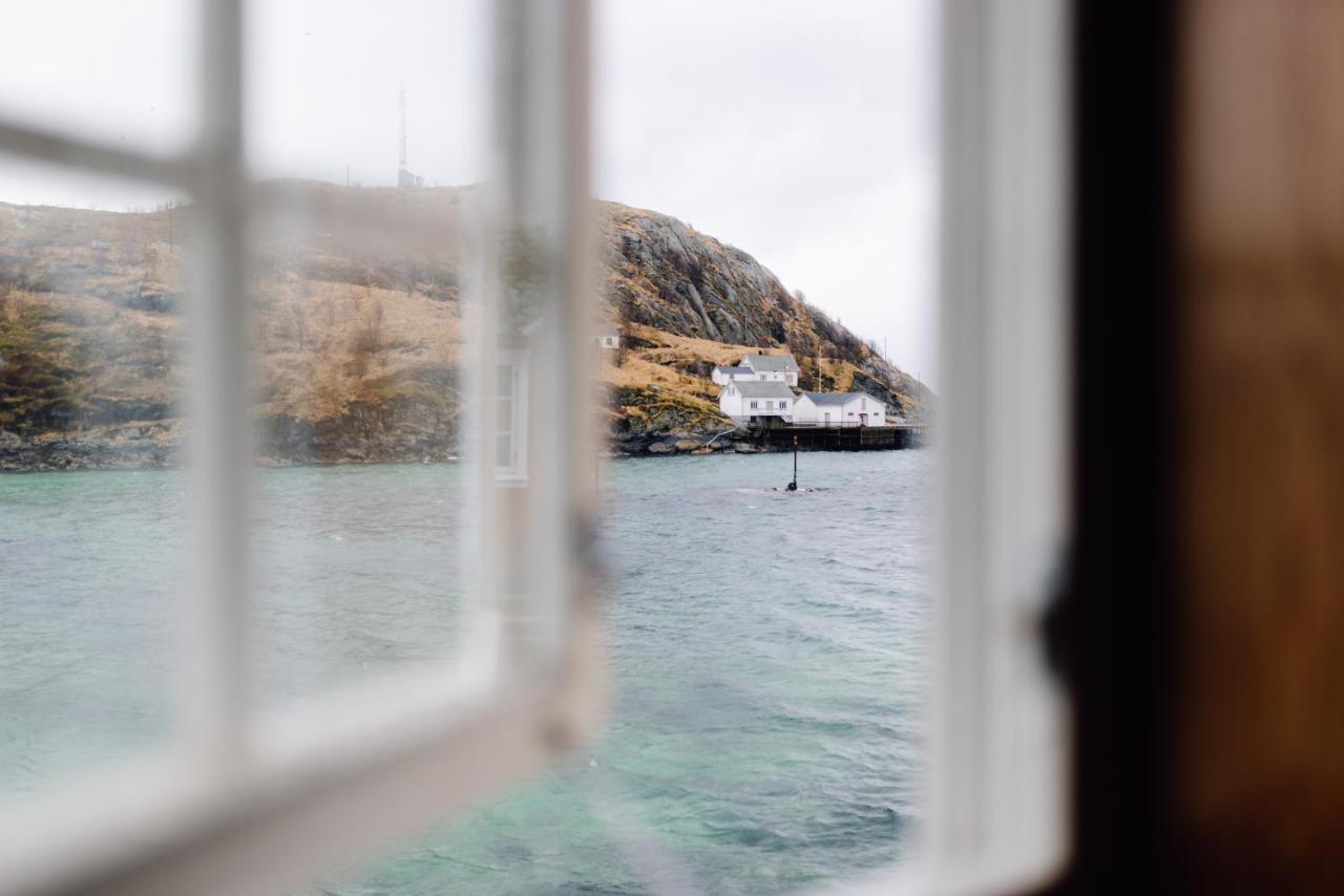 Sakrisoy Rorbuer Hotel Reine Luaran gambar
