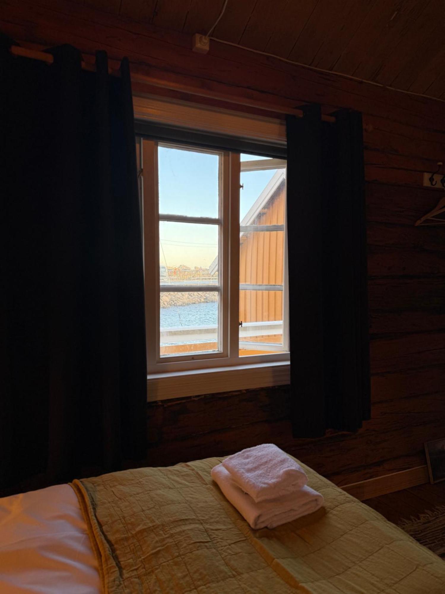Sakrisoy Rorbuer Hotel Reine Luaran gambar