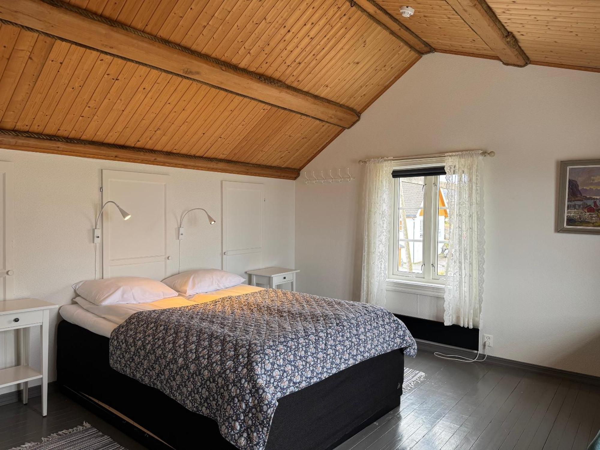 Sakrisoy Rorbuer Hotel Reine Luaran gambar