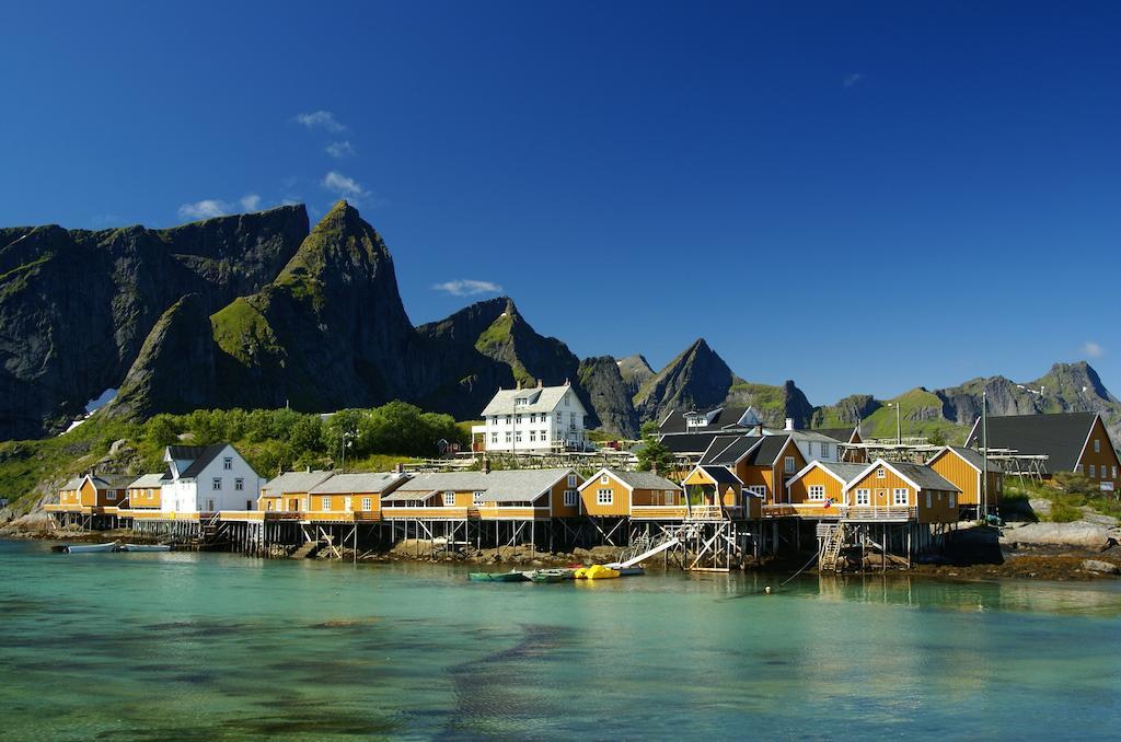 Sakrisoy Rorbuer Hotel Reine Luaran gambar